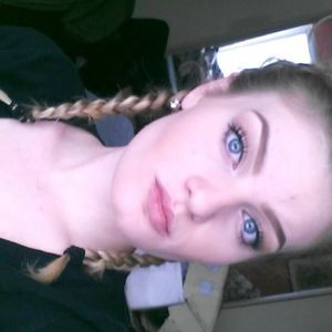 Meet your Posher, Casey